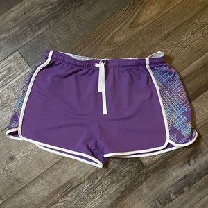 🎉 2/$25 Under Armour heat gear running shorts vintage drawstring